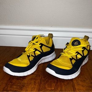 Nike Free Huarache Light; worn once; navy blue and gold; men’s size 9.5